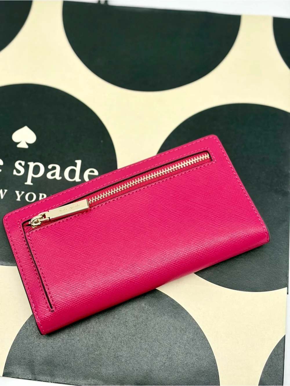 Kate Spade staci saffiano leather Lg. Slim Wallet  Pink Ruby